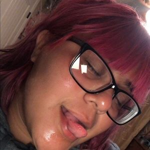 Meet your Posher, Briana